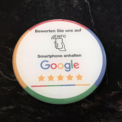 Weißer Google-Bewertungssticker zum kleben. Funktioniert mit NFC.